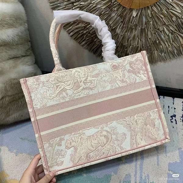 大人気★ディオールスモールブックトートバッグ M1296ZTDT_M956